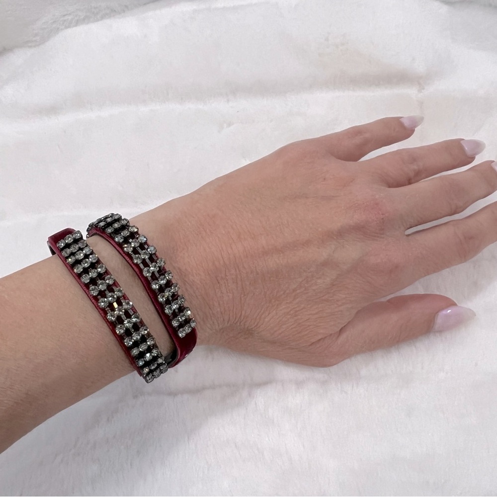NWT Tory Burch CRYSTAL EMBELLISHED DOUBLE-WRAP VELVET BRACELET-- Imperial Garnet - Picture 6 of 11